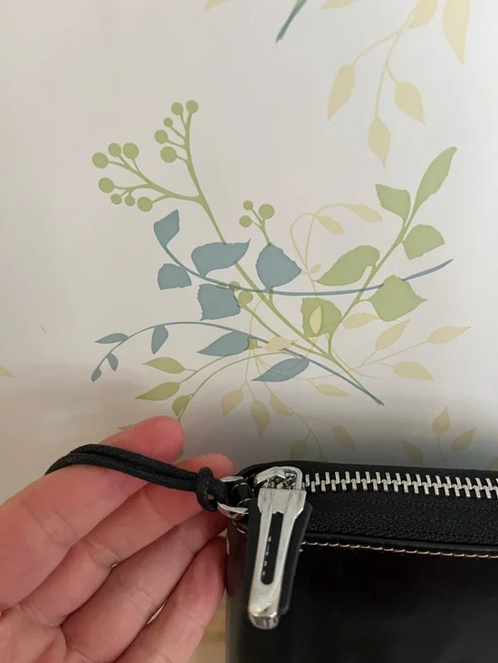 Black Leather Zip Wristlet Wallet - Picture 8 of 10